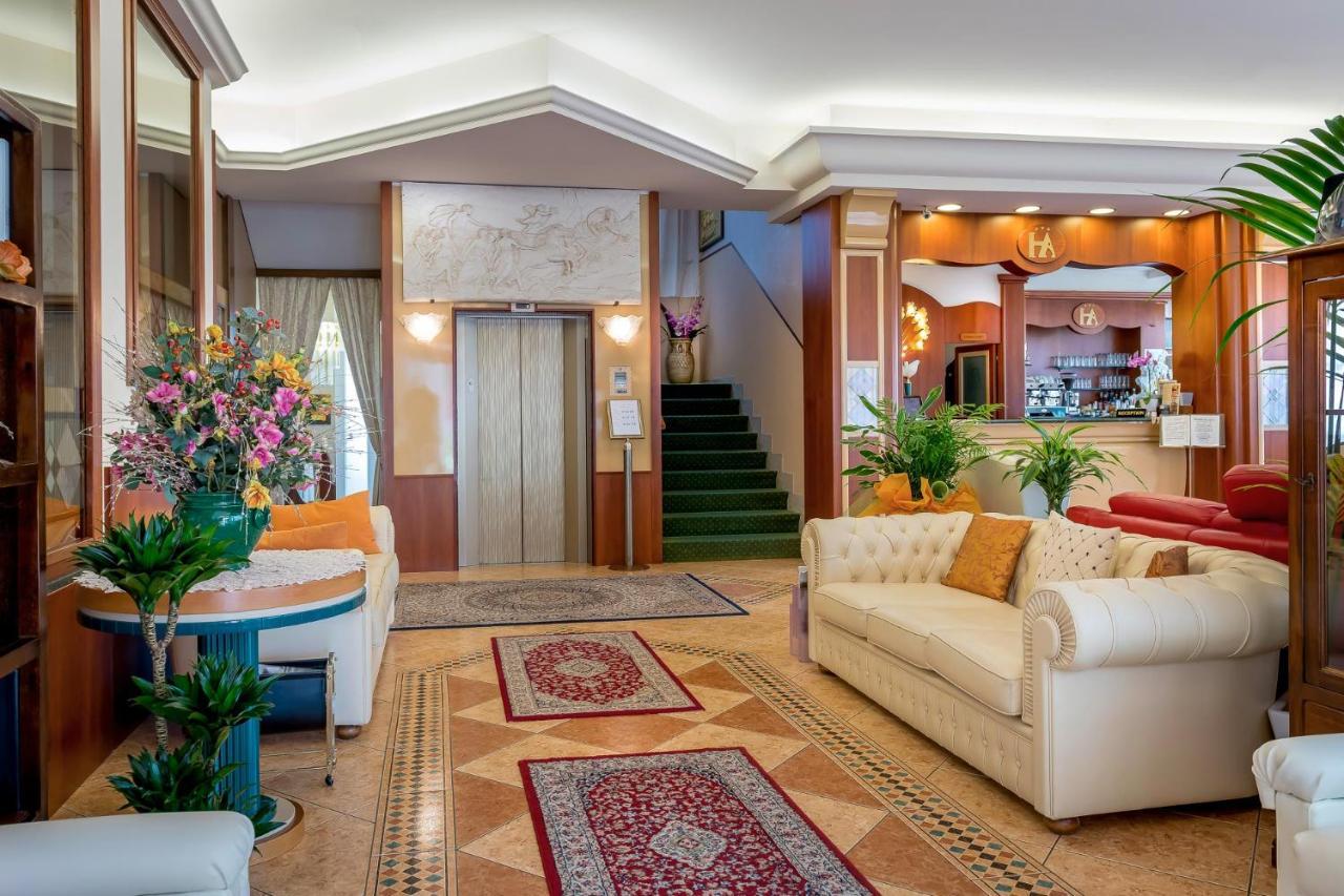 Hotel Apollo Rimini Eksteriør billede